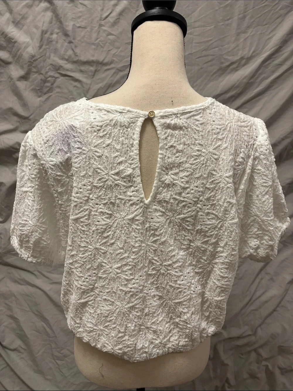 Michael Kors White Textured Short Sleeve Cropped Women's Top size XL